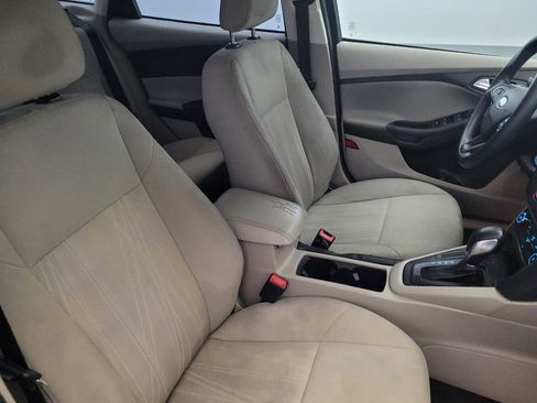Used 2018 Ford Focus SE image 21