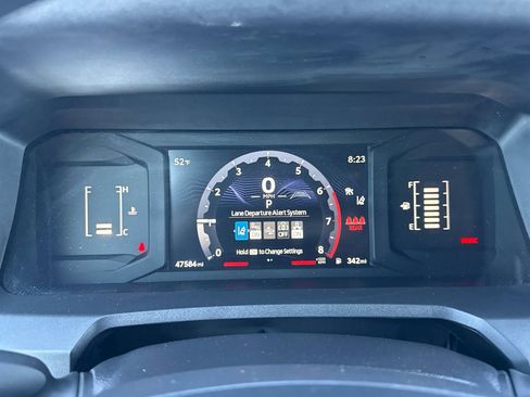 Used 2024 Toyota Tacoma SR5 AWD/4WD image 22