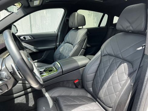 Used 2026 BMW X6 xDrive40i w/ Climate Comfort Package AWD/4WD image 19