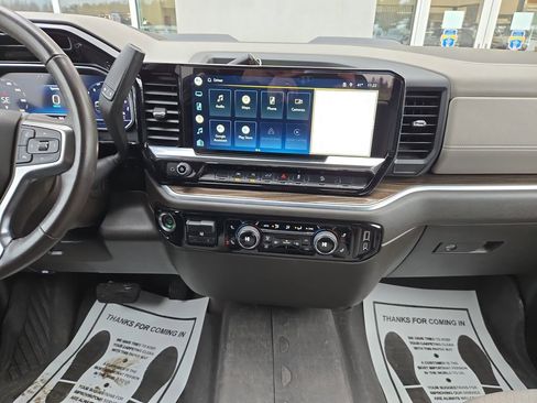 Used 2022 Chevrolet Silverado 1500 LT Trail Boss w/ Protection Package image 22