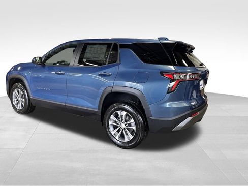 New 2026 Chevrolet Equinox LT FWD image 3