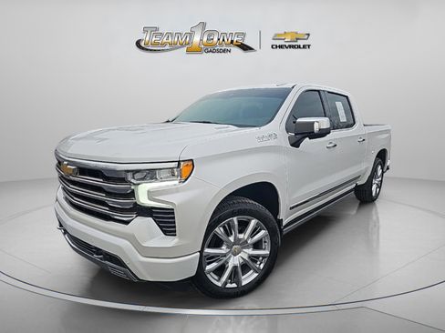 Used 2022 Chevrolet Silverado 1500 High Country w/ High Country Premium Package image 4