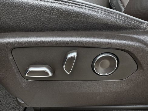 Used 2024 GMC Sierra 2500 Denali w/ Denali Reserve Package image 27