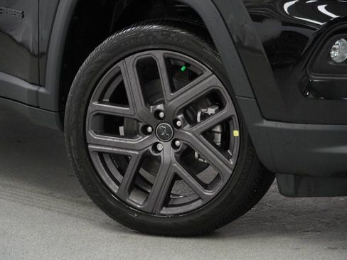 New 2026 Jeep Compass Latitude AWD/4WD image 4