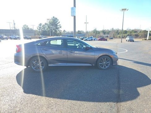 Used 2020 Honda Civic EX-L image 2