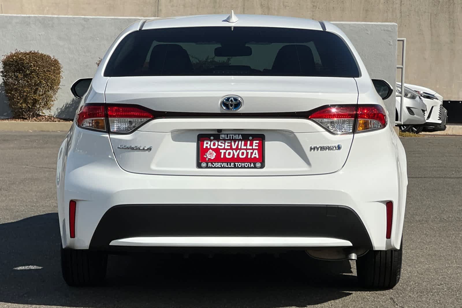 Certified 2022 Toyota Corolla LE FWD image 8