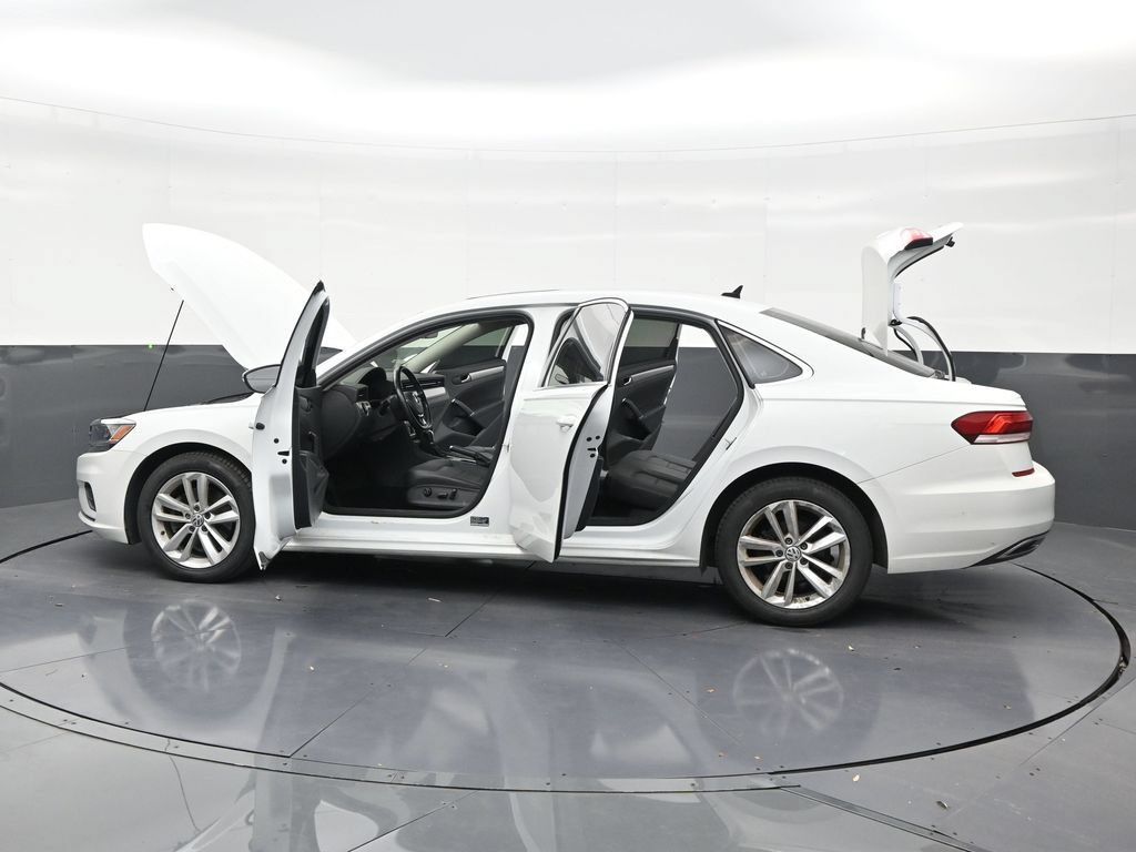 Used 2020 Volkswagen Passat 2.0T SE w/ Sunroof Package FWD image 30