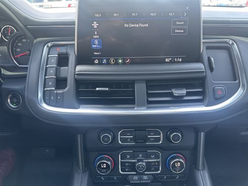 Used 2021 Chevrolet Tahoe LT w/ LT Signature Package RWD image 31