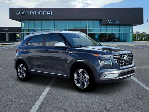 New 2026 Hyundai Venue SEL FWD image 29