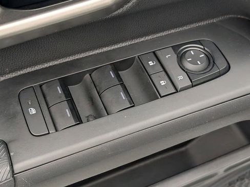 Used 2024 Toyota Tacoma TRD Sport w/ TRD Sport Upgrade Package image 10