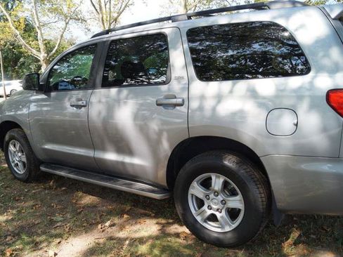 Used 2008 Toyota Sequoia SR5 image 7