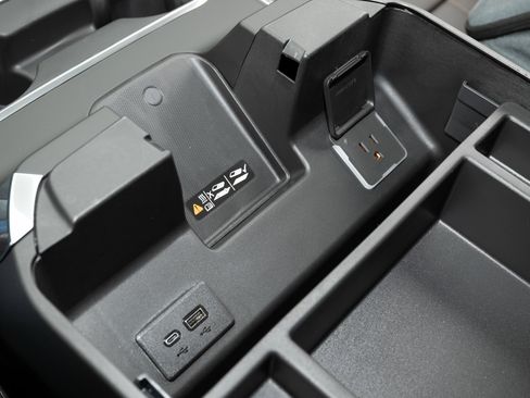 New 2025 Chevrolet Silverado 2500 High Country w/ Technology Package image 34