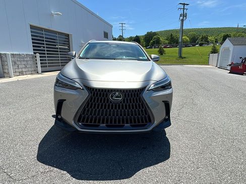 Used 2024 Lexus NX 350 AWD w/ Vision Package image 9