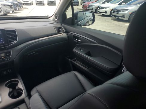 Certified 2023 Honda Ridgeline RTL image 21