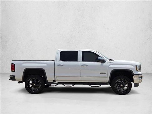 Used 2018 GMC Sierra 1500 SLT w/ Texas SLT Premium Package AWD/4WD image 4