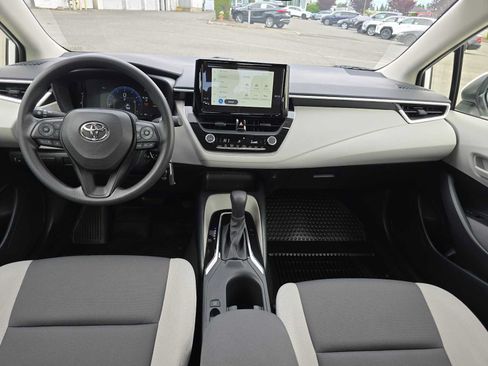 Certified 2026 Toyota Corolla LE FWD image 18