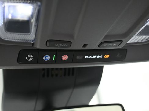 Used 2023 Chevrolet Silverado 1500 RST w/ Z71 Off-Road Package image 26