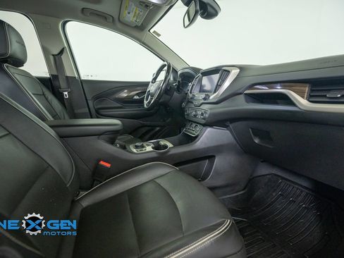 Used 2020 GMC Terrain Denali w/ Denali Premium Package AWD/4WD image 41