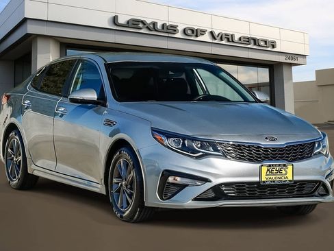 Used 2020 Kia Optima LX image 5