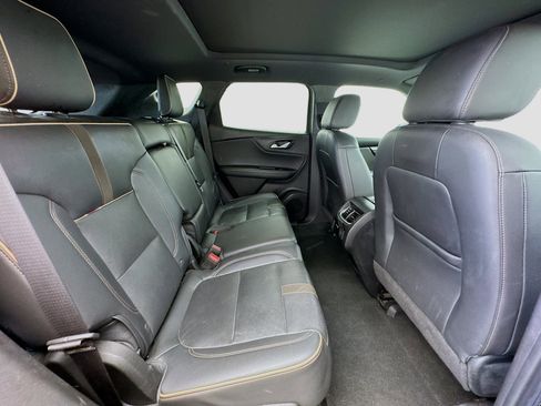 Used 2020 Chevrolet Blazer Premier w/ LPO, Black Grille Bar Package image 19