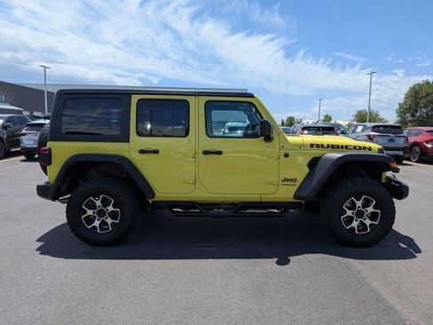 Used 2022 Jeep Wrangler Unlimited Rubicon w/ LED Lighting Group AWD/4WD image 8