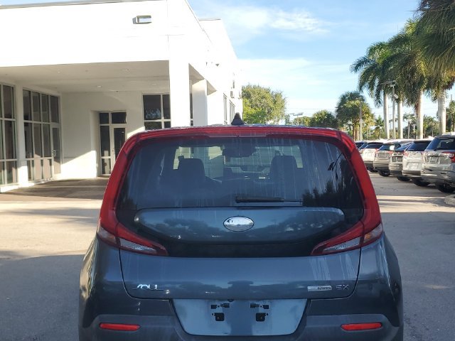 Used 2020 Kia Soul EX FWD image 13