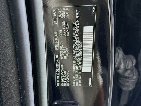 Used 2023 Volvo XC40 B5 Plus w/ Driver Assist Package AWD/4WD image 12
