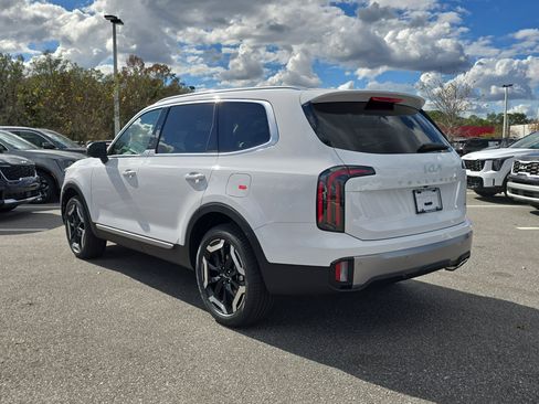 New 2025 Kia Telluride EX image 6