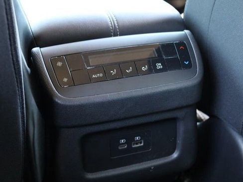 Certified 2025 Nissan Pathfinder SV FWD image 23