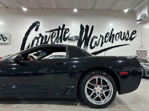 Used 2003 Chevrolet Corvette Z06 w/ Memory Package, 3 Drivers RWD image 7