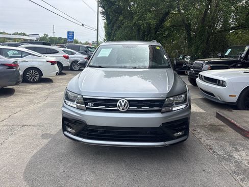 Used 2020 Volkswagen Tiguan SE R-Line image 3