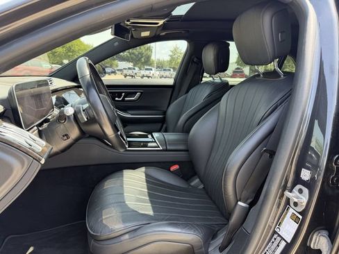 Used 2023 Mercedes-Benz S 500 4MATIC w/ AMG Line image 27