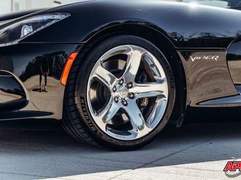 Used 2017 Dodge Viper SRT-10 RWD image 38
