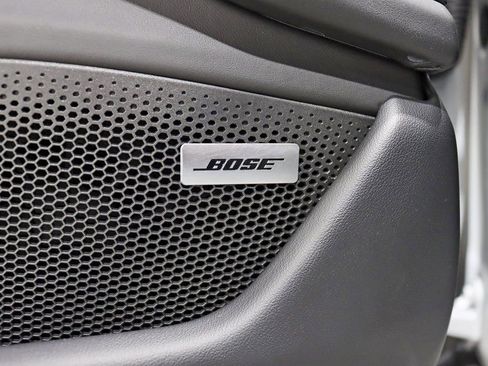 Used 2023 Porsche Taycan Turbo image 36