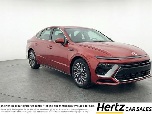 Used 2025 Hyundai Sonata SEL FWD image 1
