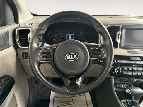 Used 2018 Kia Sportage EX AWD/4WD image 10