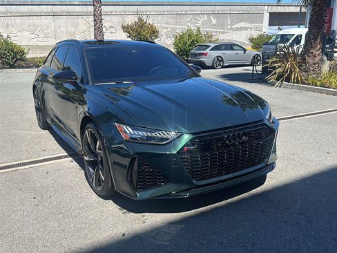 Used 2023 Audi RS 6 w/ Executive Package AWD/4WD image 4