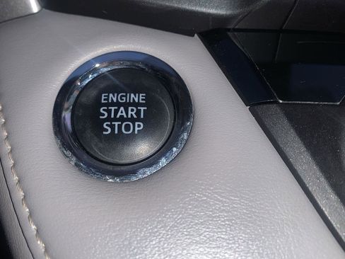 Used 2018 Toyota RAV4 XLE image 7