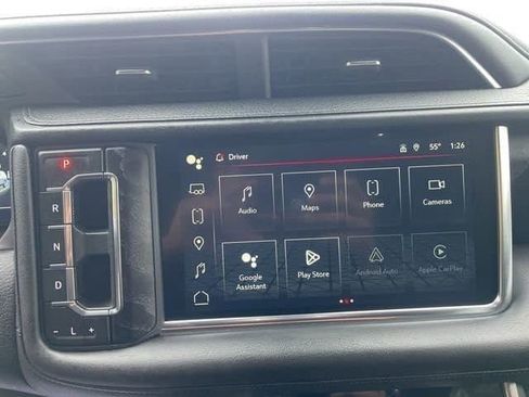 Used 2024 GMC Yukon XL Denali image 29