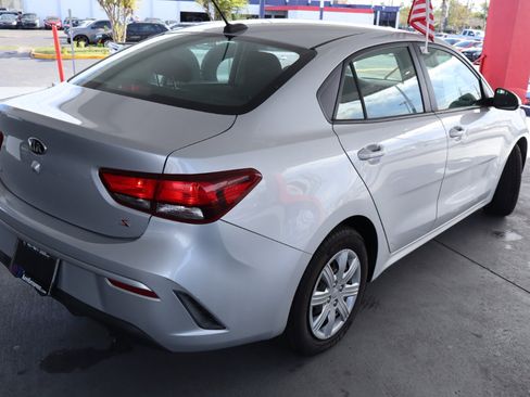 Used 2021 Kia Rio S image 5