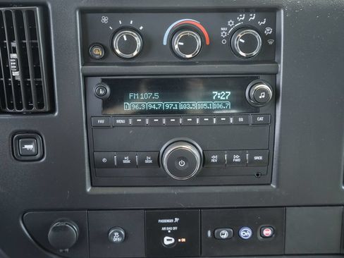 Used 2024 GMC Savana 2500 w/ Driver Convenience Package RWD image 17