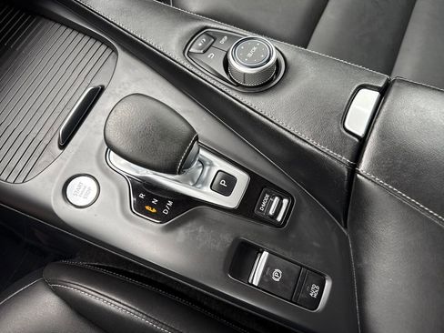 Used 2020 INFINITI QX50 Luxe image 23