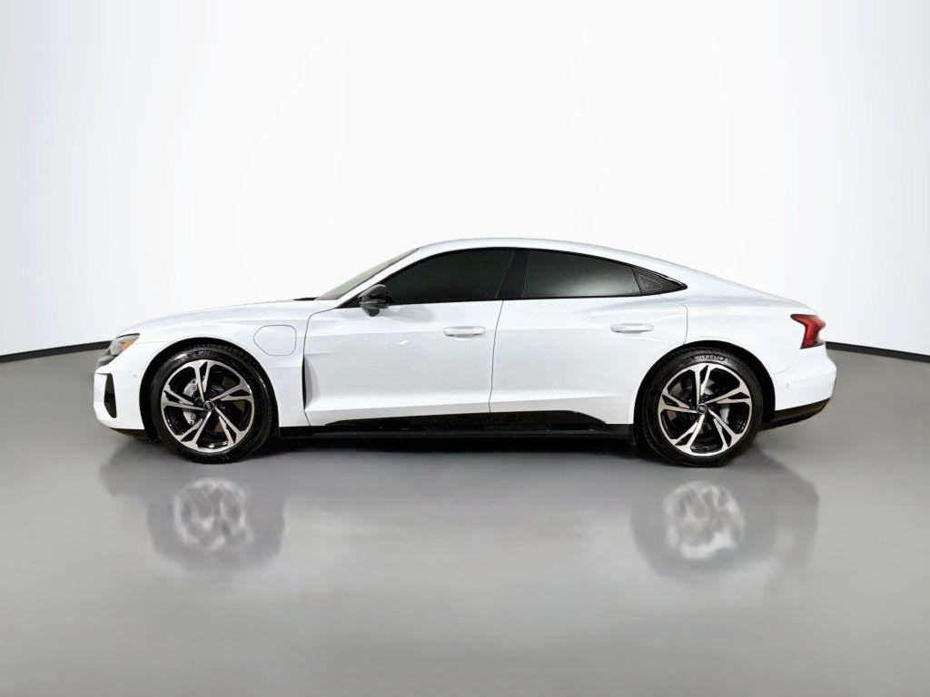 Used 2023 Audi e-tron GT Prestige AWD/4WD image 4