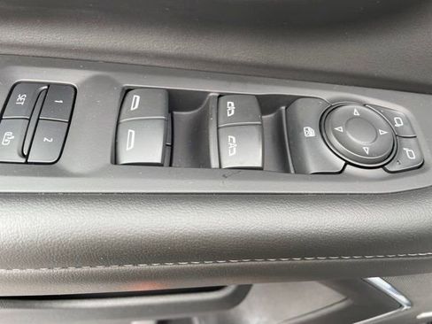Used 2024 Chevrolet Tahoe LT AWD/4WD image 8