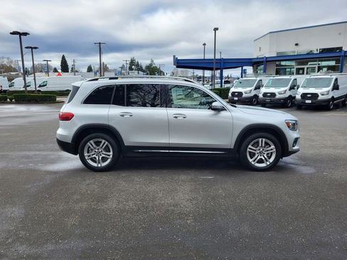Used 2021 Mercedes-Benz GLB 250 image 8