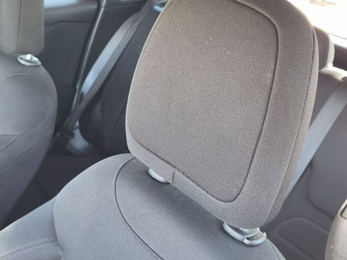 Used 2018 Jeep Renegade Latitude image 15