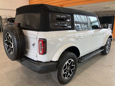Used 2023 Ford Bronco Outer Banks AWD/4WD image 5