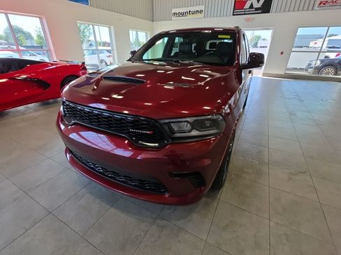 Used 2021 Dodge Durango R/T w/ Premium Interior Group AWD/4WD image 2