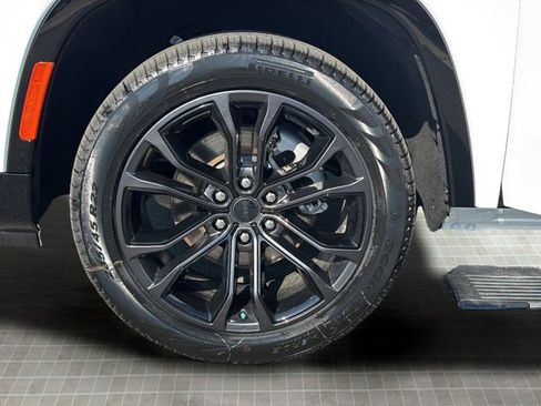 New 2026 Jeep Grand Wagoneer Summit image 45