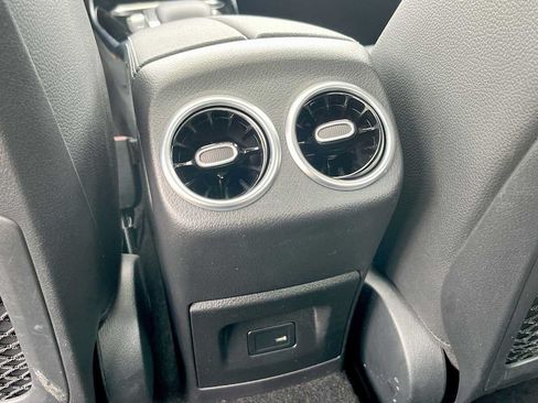 Certified 2022 Mercedes-Benz CLA 35 AMG 4MATIC image 37